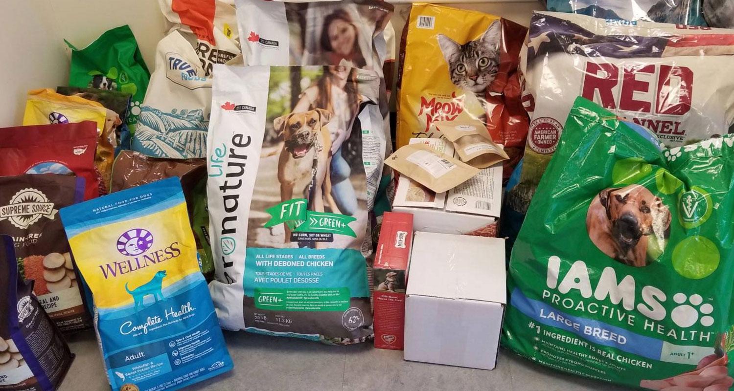 Free Pet Food Shelf for Families in Need